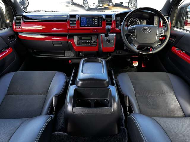 トヨタ ハイエースバン ２．８ スーパーＧＬ ダークプライムＩＩ ロングボディ ディーゼルターボ R5年 (関東) 99