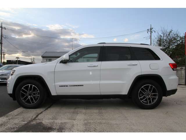 ジープ グランドチェロキー リミテッド ４ＷＤ R2年 (関東) 99
