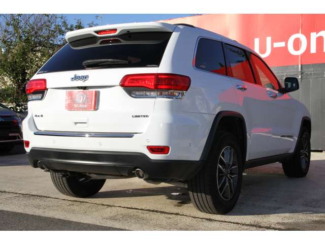 ジープ グランドチェロキー リミテッド （エアサスペンション無シ仕様） ４ＷＤ R2年 (関東) 99