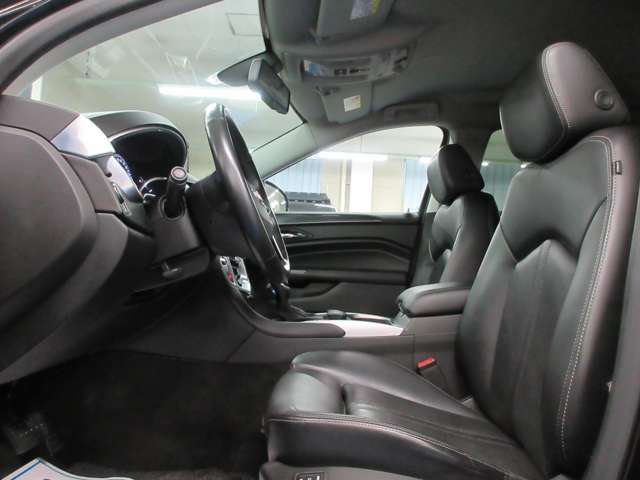 キャデラック ＳＲＸ　クロスオーバー ラグジュアリー ４ＷＤ H25年 (関東) 99