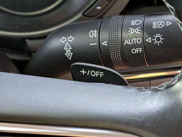 マツダ ＭＡＺＤＡ３　セダン １．８ ＸＤ ブラックトーンエディション ディーゼルターボ R3年 (関東) 99