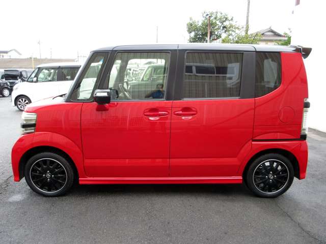 ホンダ Ｎ　ＢＯＸ ６６０ カスタムＧ ターボＳＳパッケージ ２トーンカラースタイル H26年 (関東) 99