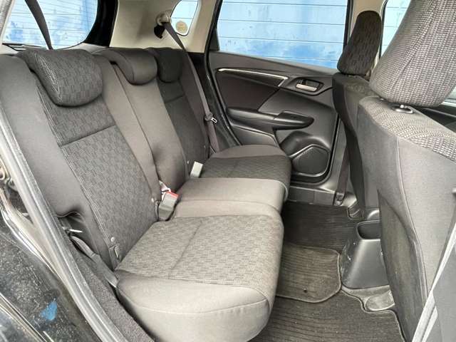 ホンダ フィット １．３ １３Ｇ Ｆパッケージ H25年 (関東) 99