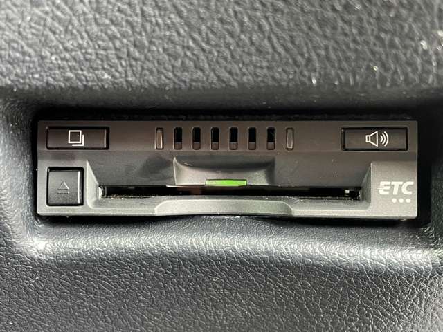 トヨタ シエンタ　ハイブリッド ハイブリッド １．５ Ｇ クエロ H29年 (近畿) 99