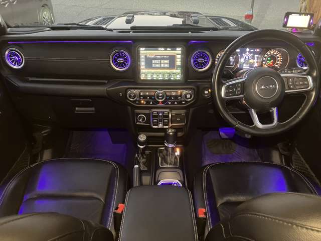 ジープ ラングラー　アンリミテッド アンリミテッド サハラ ３．６Ｌ ４ＷＤ R3年 () 99