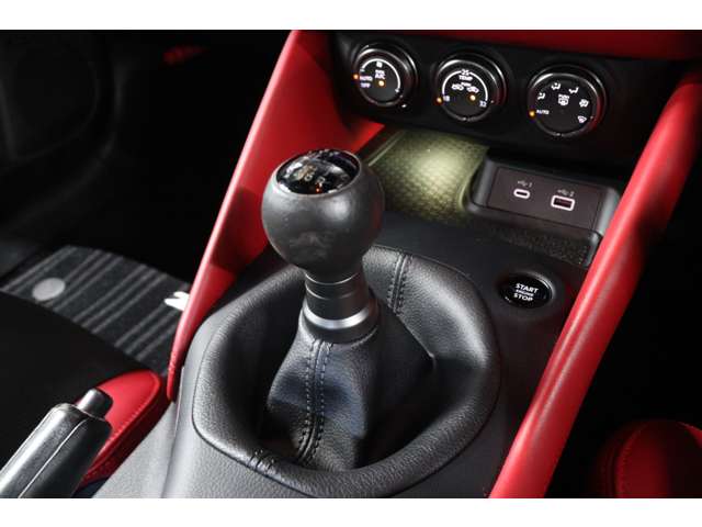 日産 フェアレディＺ ３．０ バージョン ＳＴ R6年 (近畿) 99