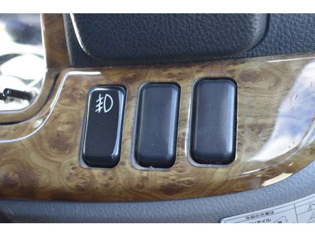 三菱フソウ キャンター ３．０ ダブルキャブ ロング 全低床 ディーゼルターボ H28年 (近畿) 99
