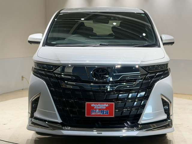 トヨタ アルファード　ハイブリッド ハイブリッド ２．５ Ｚ Ｅ－ＦＯＵＲ ４ＷＤ R6年 () 99