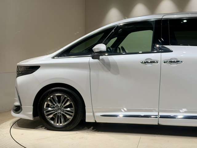 トヨタ アルファード　ハイブリッド ハイブリッド ２．５ Ｚ Ｅ－ＦＯＵＲ ４ＷＤ R6年 () 99