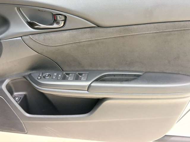 ホンダ インサイト １．５ ＥＸ ブラックスタイル R4年 () 99