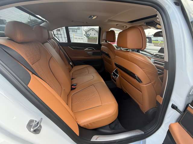 ＢＭＷ ７シリーズ ７４０Ｅ Ｉパフォーマンス エグゼクティブ H30年 (関東) 99