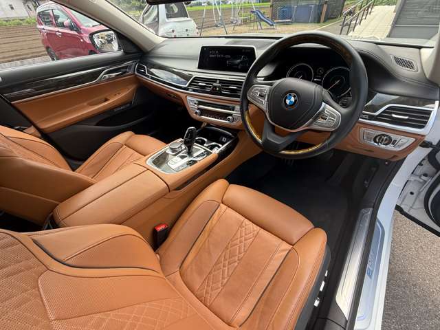 ＢＭＷ ７シリーズ ７４０Ｅ Ｉパフォーマンス エグゼクティブ H30年 (関東) 99