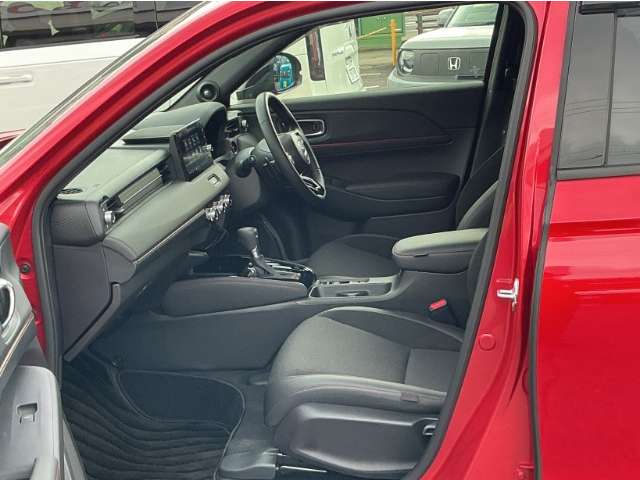 ホンダ ヴェゼル １．５ Ｅ：ＨＥＶ ＲＳ ４ＷＤ R7年 (九州・沖縄) 99