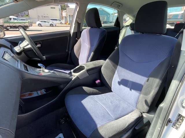 トヨタ プリウス １．８ Ｓ H25年 () 99
