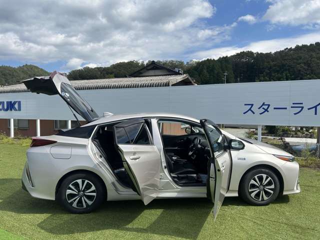 トヨタ プリウスＰＨＶ １．８ Ｓ ナビパッケージ H30年 (近畿) 99