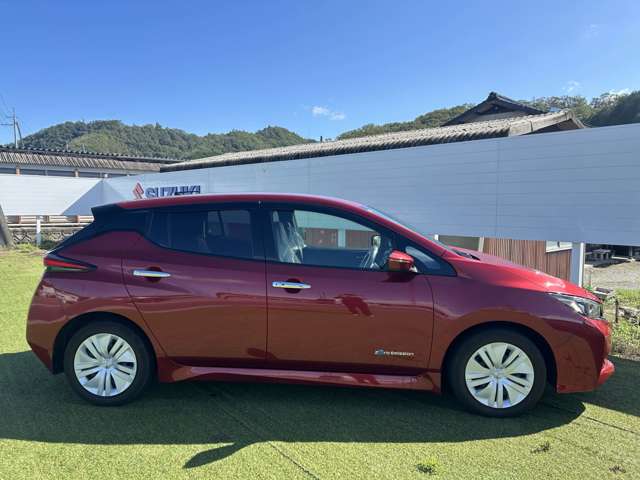 日産 リーフ Ｘ H29年 (近畿) 99