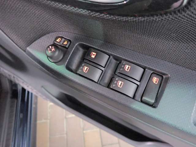 ダイハツ ムーヴ ６６０ カスタム Ｘ リミテッド ＳＡＩＩＩ R1年 () 99