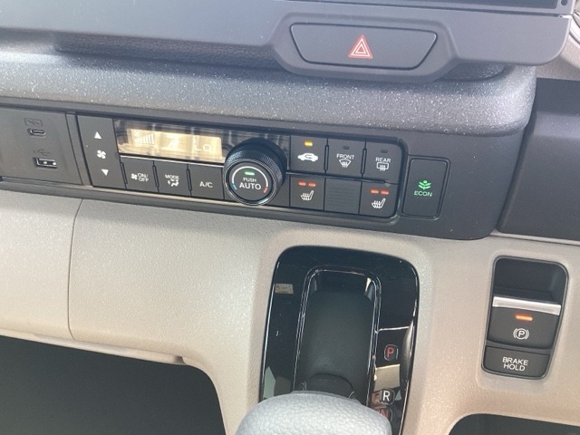 ホンダ Ｎ　ＢＯＸ ジョイ ６６０ ２トーン R8年 () 99