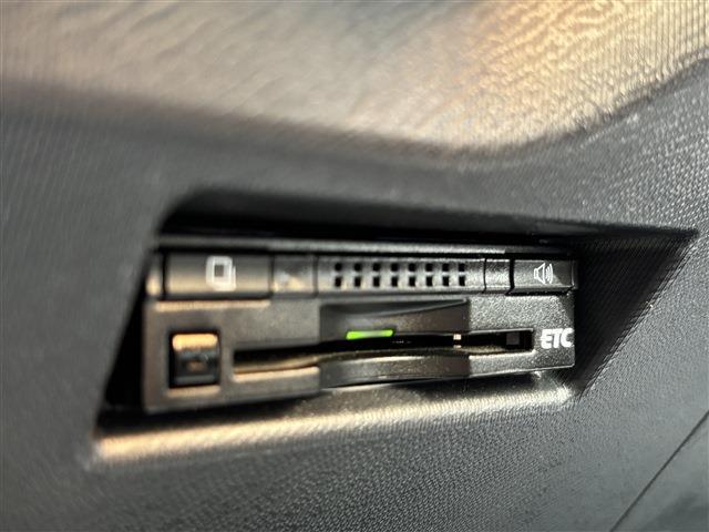 トヨタ アクア １．５ Ｇ H27年 (東海) 99