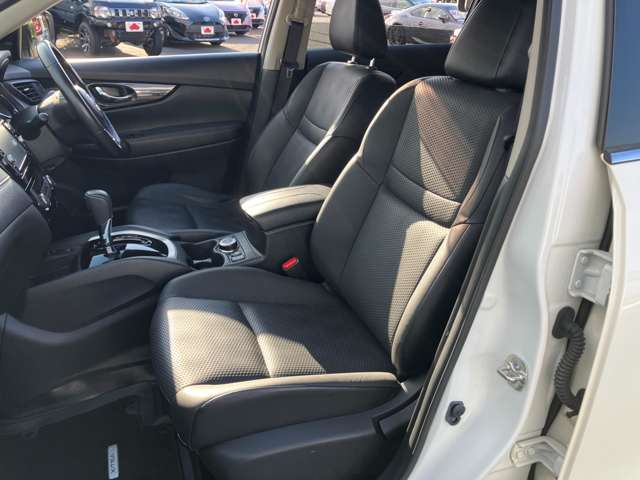 日産 エクストレイル ２．０ ２０ＸＩ ２列車 ４ＷＤ R1年 (関東) 99