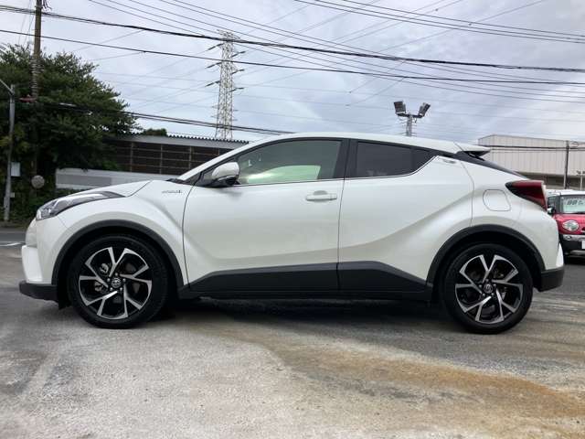 トヨタ Ｃ−ＨＲ ハイブリッド １．８ Ｇ R1年 (関東) 99