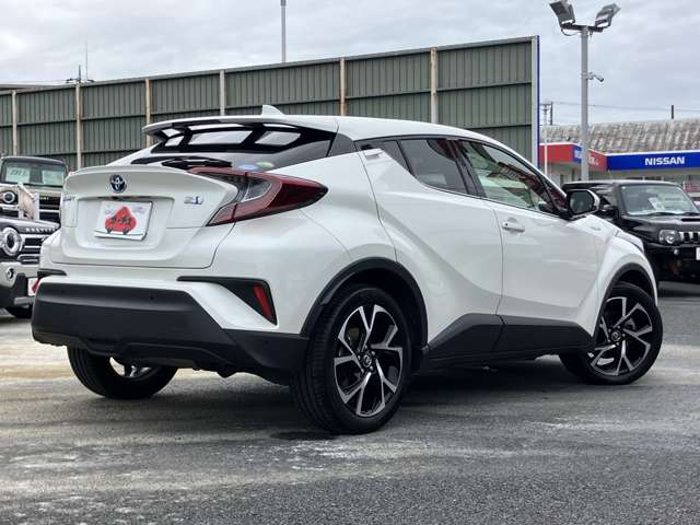 トヨタ Ｃ−ＨＲ ハイブリッド １．８ Ｇ R1年 (関東) 99