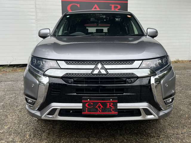 三菱 アウトランダーＰＨＥＶ ２．４ Ｇ プレミアムパッケージ ４ＷＤ H30年 (関東) 99