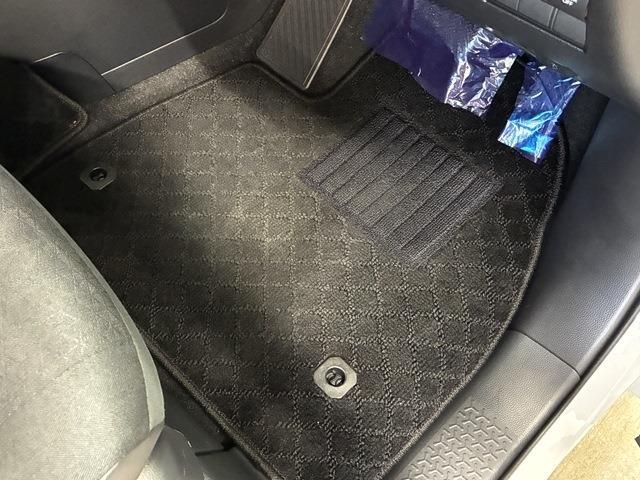 トヨタ ヴォクシー １．８ ハイブリッド Ｓ－Ｇ R6年 () 99