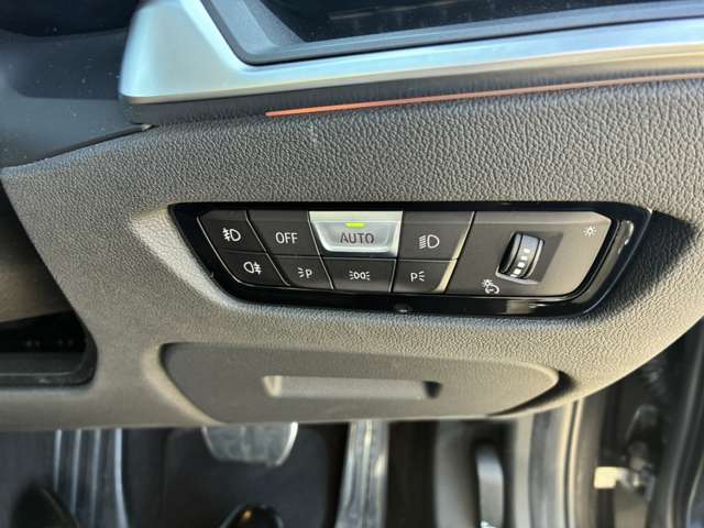 ＢＭＷ ３シリーズ ３２０Ｄ Ｘドライブ Ｍスポーツ ディーゼルターボ ４ＷＤ R3年 (四国) 99