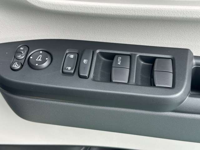 ホンダ Ｎ　ＢＯＸ ６６０ ファッションスタイル モノトーン R7年 () 99