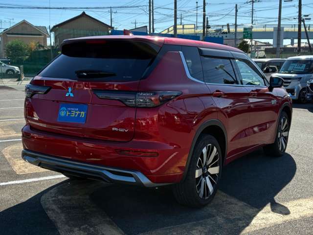 三菱 アウトランダーＰＨＥＶ ＰＨＥＶ ２．４ Ｐ ４ＷＤ R6年 () 99