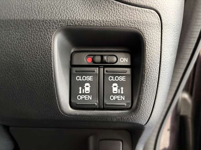 ホンダ Ｎ　ＢＯＸ ６６０ カスタムＧ Ｌパッケージ H28年 (関東) 99