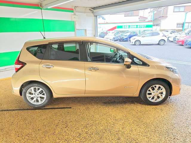日産 ノート １．２ Ｅ－ＰＯＷＥＲ メダリスト H29年 (関東) 99