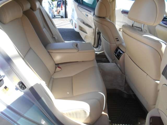 レクサス ＬＳ４６０ バージョンＣ　Ｉパッケージ H26年 (近畿) 99
