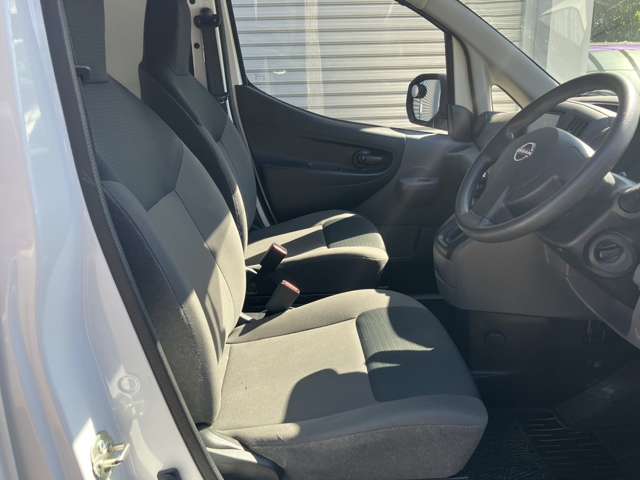 日産 ＮＶ２００バネットバン １．６ ＤＸ ルートバン ４ＷＤ R6年 (近畿) 99