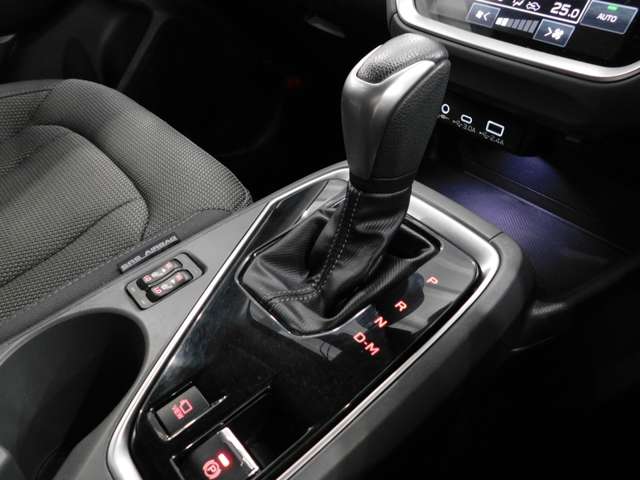 スバル クロストレック ２．０ リミテッド ４ＷＤ R5年 (近畿) 99