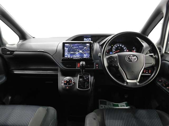 トヨタ ヴォクシー ２．０ ＺＳ 煌 H27年 (近畿) 99
