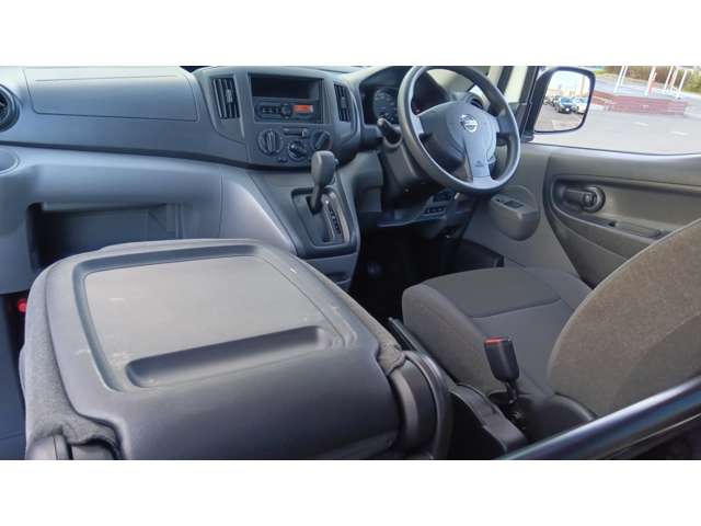 日産 ＮＶ２００バネットバン １．６ ＤＸ ４ＷＤ R2年 () 99
