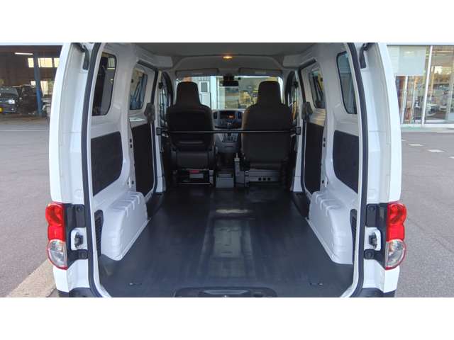 日産 ＮＶ２００バネットバン １．６ ＤＸ ４ＷＤ R2年 () 99