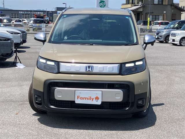 ホンダ フリード　ハイブリッド １．５ Ｅ：ＨＥＶ クロスター R8年 (東海) 99