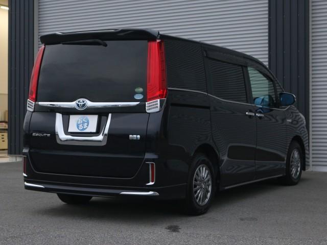 トヨタ エスクァイア　ハイブリッド １．８ ハイブリッド ＧＩ H27年 (近畿) 99