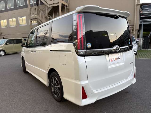 トヨタ ノア ２．０ ＳＩ ＷＸＢ H30年 () 99