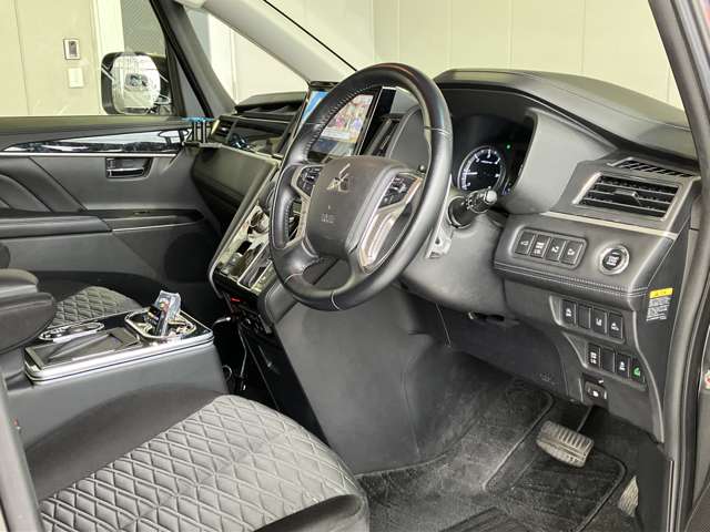 三菱 デリカ　Ｄ：５ ２．２ Ｐ ディーゼルターボ ４ＷＤ R1年 () 99