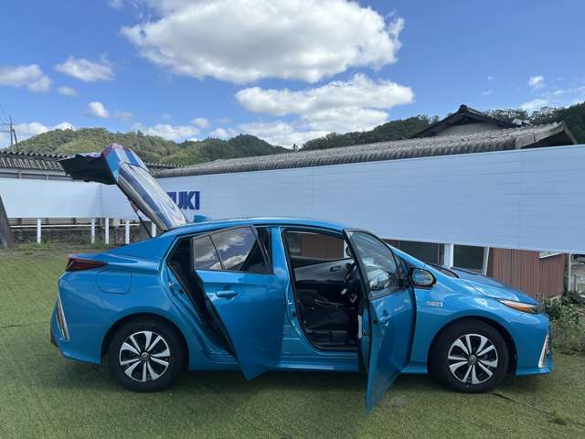 トヨタ プリウスＰＨＶ １．８ Ａ H29年 (近畿) 99