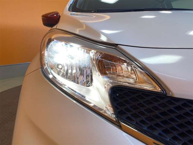 日産 ノート １．２ ＮＩＳＭＯ H27年 (近畿) 99