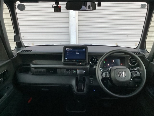 ホンダ Ｎ　ＢＯＸ カスタム ６６０ ターボ ブラック スタイル ４ＷＤ R8年 () 99