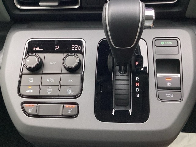 ホンダ フリード １．５ クロスター ４ＷＤ R8年 () 99