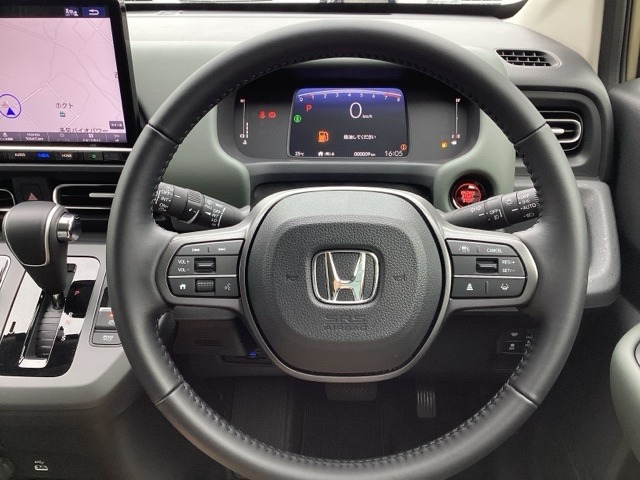 ホンダ フリード １．５ クロスター ４ＷＤ R8年 () 99