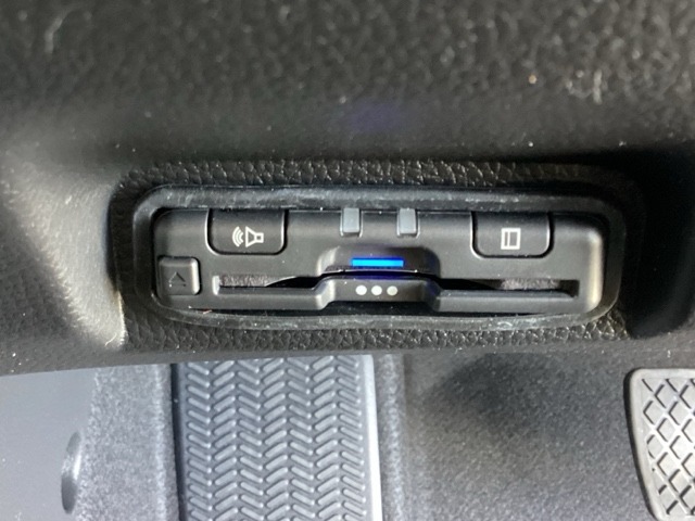 ホンダ ヴェゼル １．５ Ｅ：ＨＥＶ Ｚ R8年 () 99