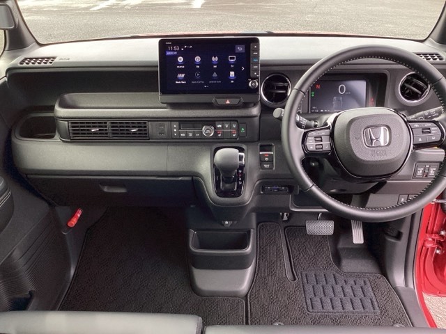 ホンダ Ｎ　ＢＯＸ カスタム ６６０ コーディネートスタイル ２トーン R8年 (近畿) 99